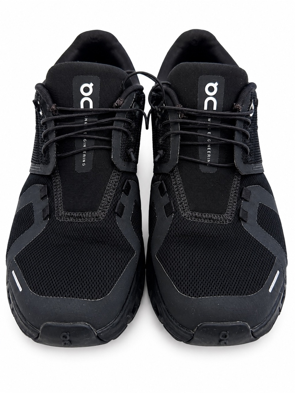 On Running Cloud 6 Triple Black Sneakers Women’s size 7 Athletic Walking Running